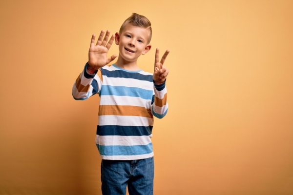 kid holding 7 fingers up depicting tips to prepare your home's furnace